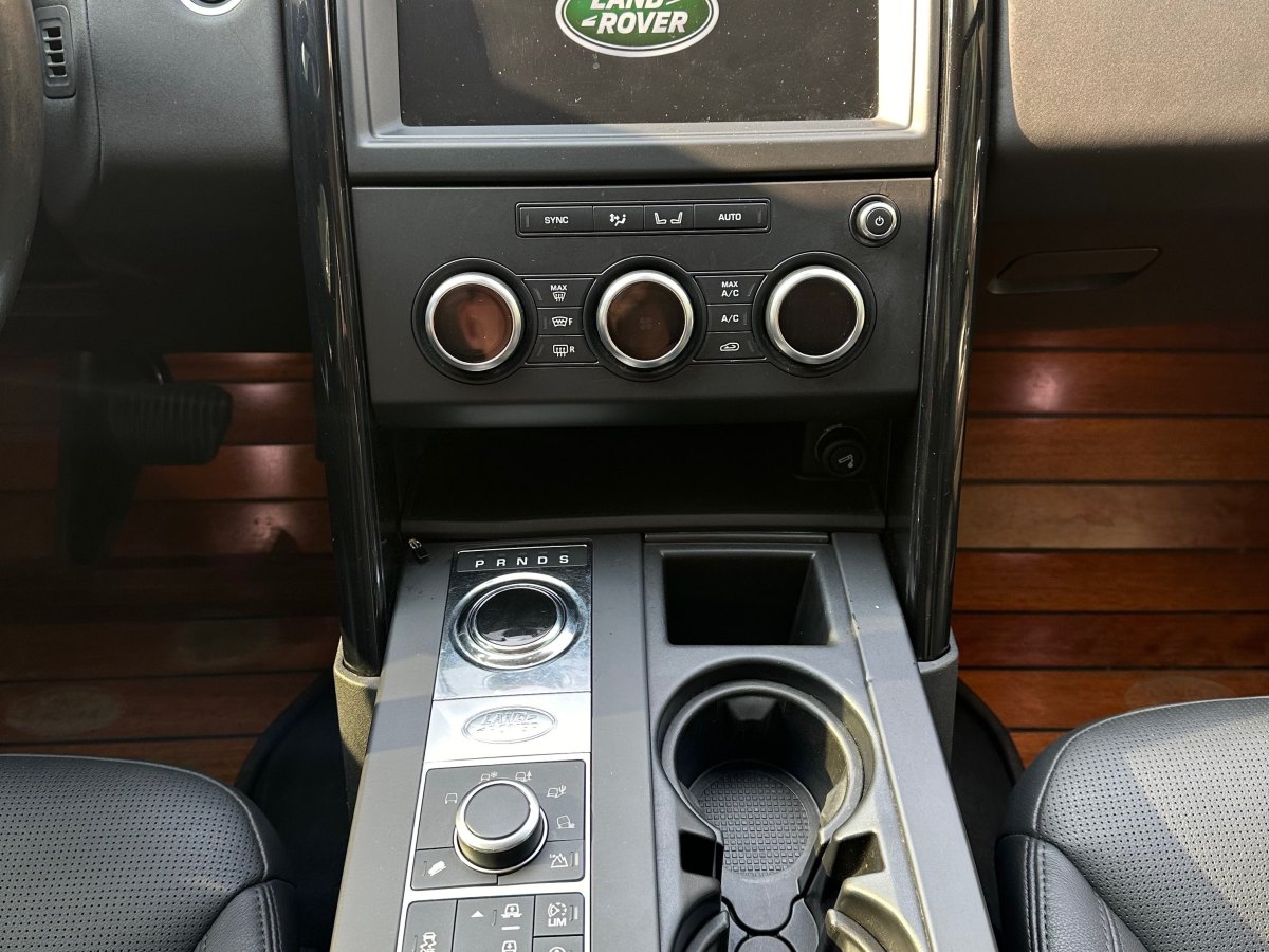 路虎 發(fā)現(xiàn)  2014款 3.0 V6 SC SE圖片