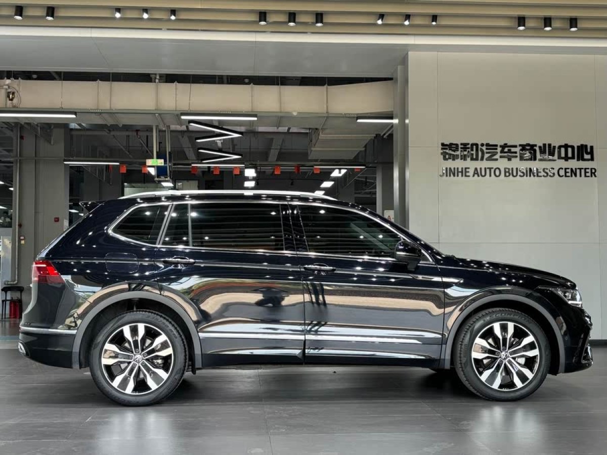 大眾 途觀L  2023款 改款 330TSI 自動兩驅(qū)R-Line越享版圖片
