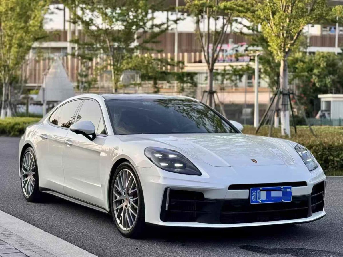 保時捷 911  2024款 Turbo 3.7T 50周年紀(jì)念版圖片