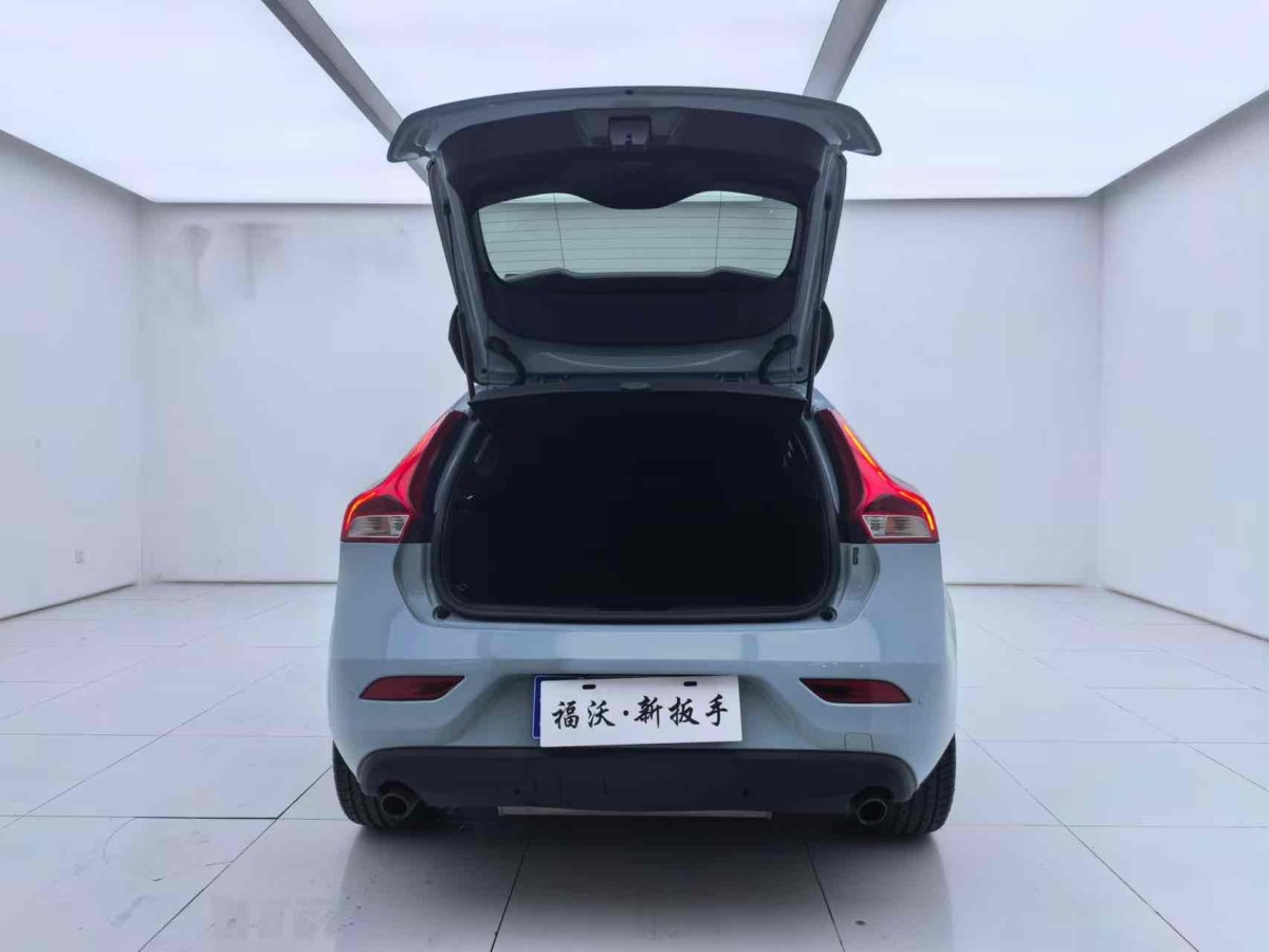 沃爾沃 V40  2017款 T3 智雅版圖片