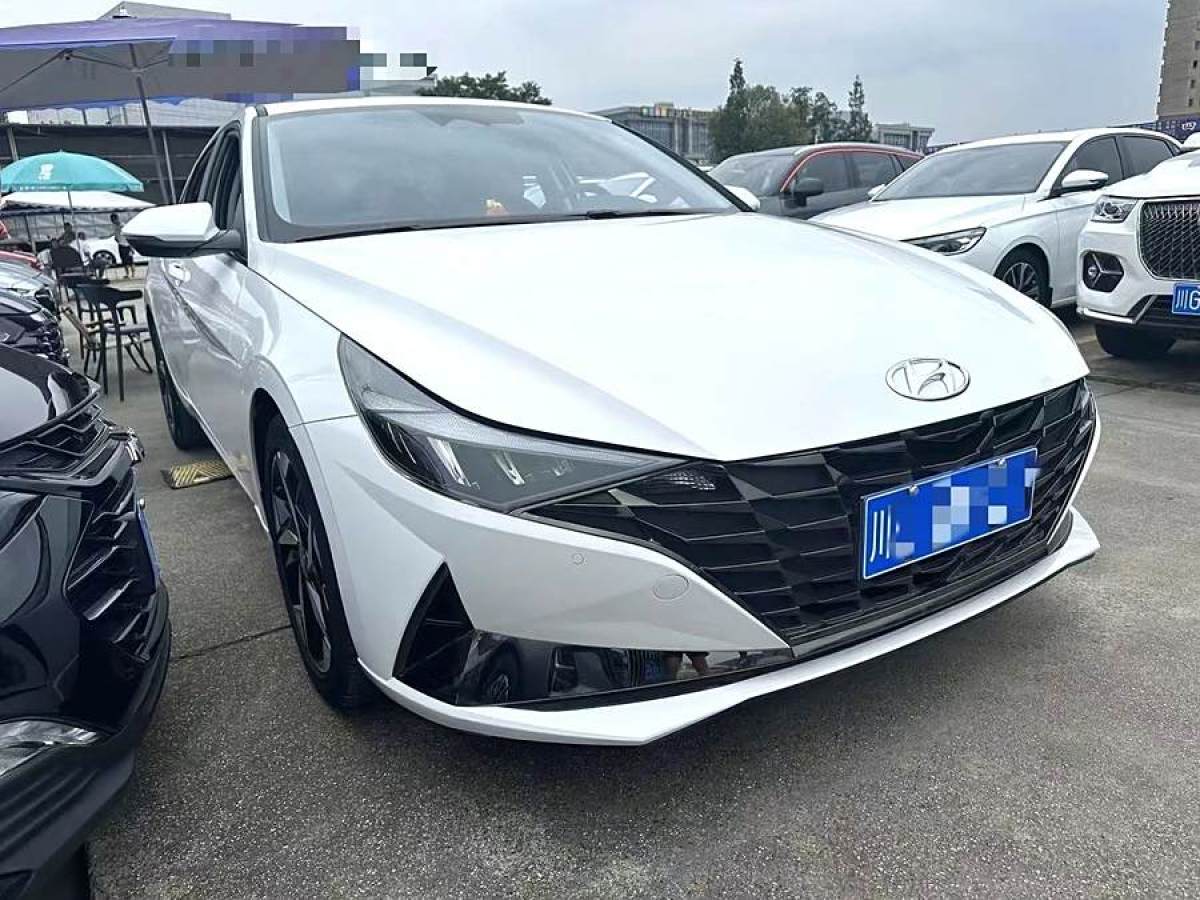 現(xiàn)代 伊蘭特  2022款 1.5L CVT LUX尊貴版圖片