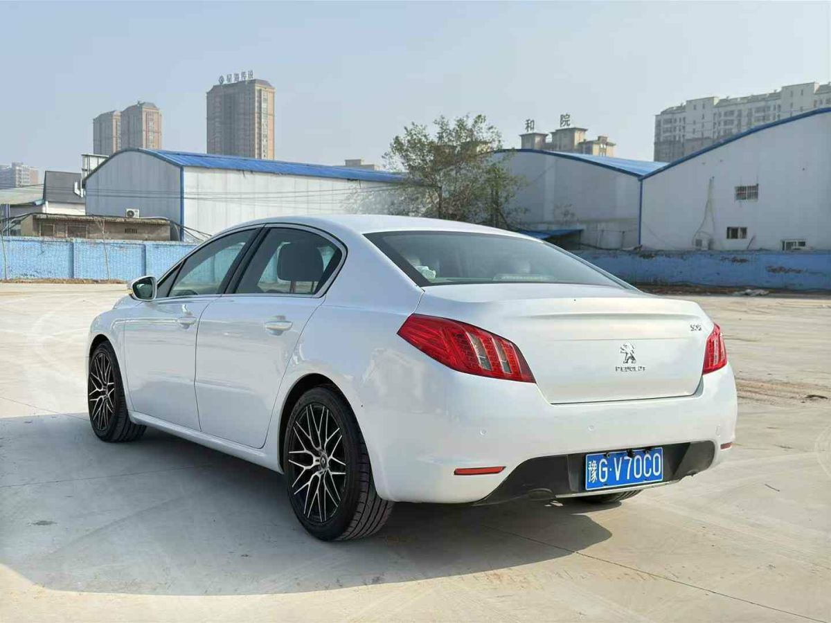 啟辰 R50  2013款 1.6L 北斗導(dǎo)航版圖片