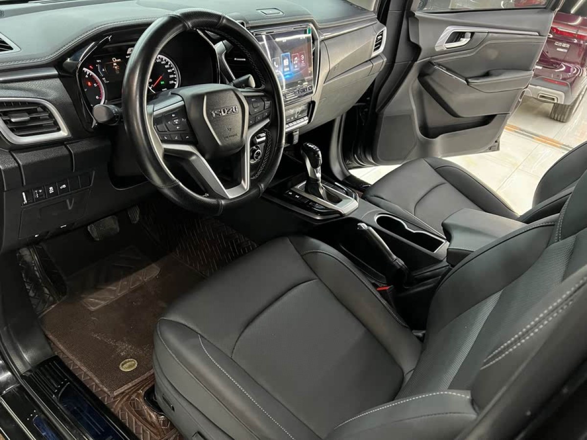 五十鈴 D-MAX  2021款 1.9T自動四驅(qū)柴油Global悍動型RZ4E圖片