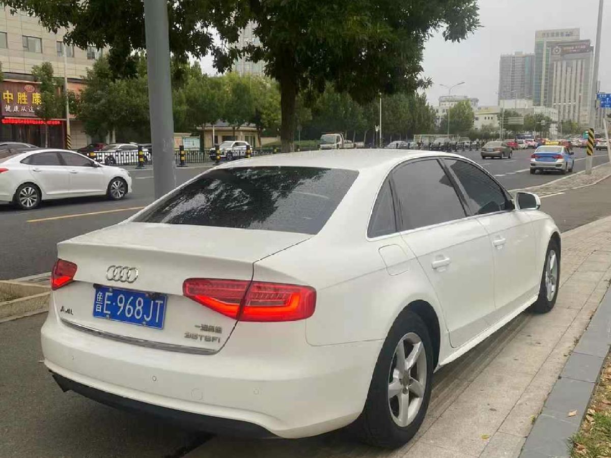 奧迪 奧迪A4L  2013款 A4L 30TFSI 手動舒適型圖片