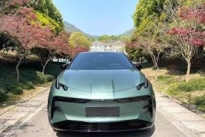 極氪X 極氪 后驅ME版 5座