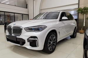 宝马X5 宝马 改款 xDrive 30Li 尊享型M运动套装