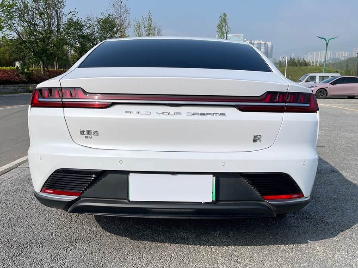 比亞迪 漢  2021款 EV 標(biāo)準(zhǔn)續(xù)航版豪華型圖片