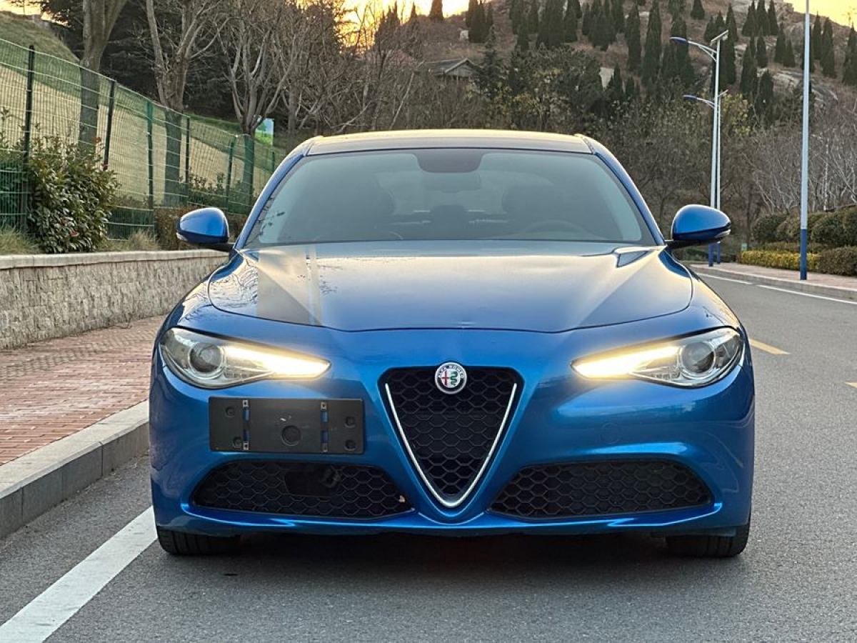 阿爾法·羅密歐 Giulia  2017款 2.0T 200HP 豪華版圖片