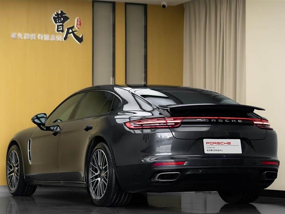 保時(shí)捷 Panamera  2017款 Panamera 行政加長版 3.0T圖片