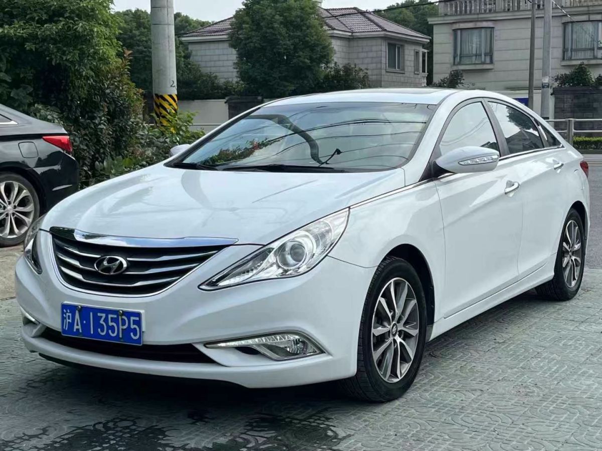 現(xiàn)代 朗動  2013款 1.6L 自動領(lǐng)先型圖片