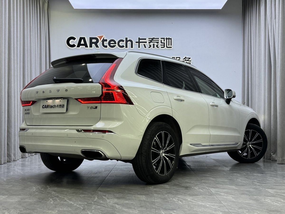 沃爾沃 XC60  2020款 T5 四驅(qū)智遠(yuǎn)豪華版圖片