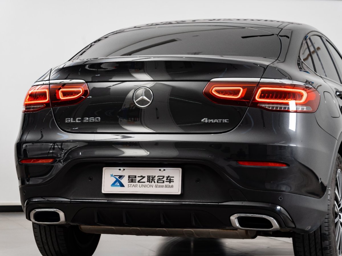 奔馳 奔馳GLC 奔馳GLC轎跑 23款 GLC 260 4MATIC 轎跑SUV圖片