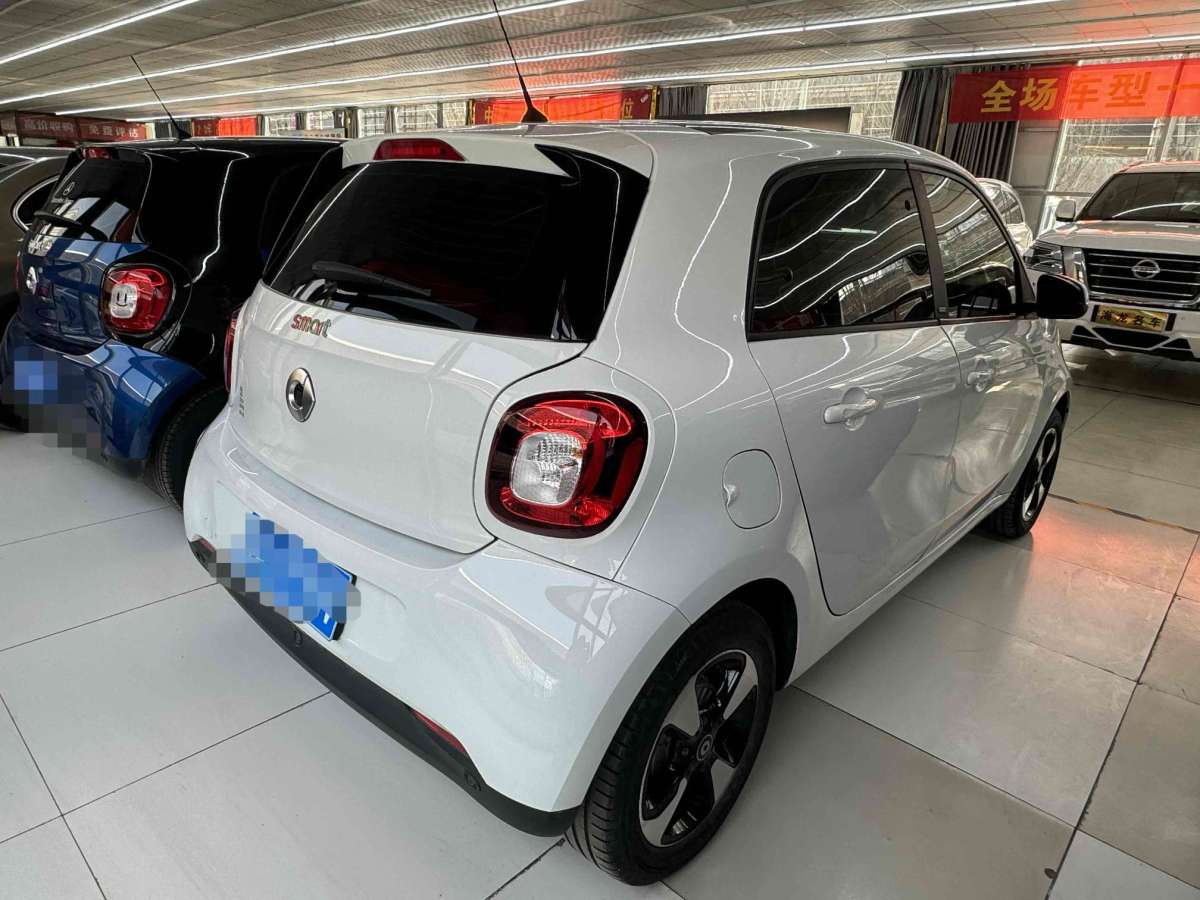 smart forfour  2018款 1.0L 52千瓦靈動版圖片