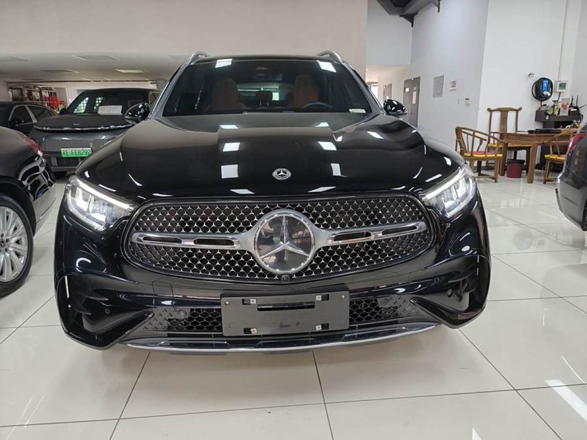 奔馳 奔馳GLC  2023款 改款 GLC 260 L 4MATIC 豪華型 5座圖片