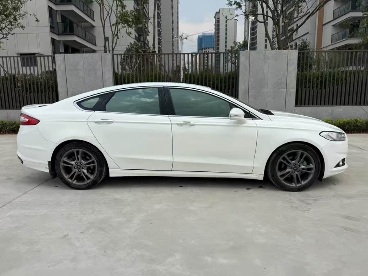 福特 蒙迪歐  2013款 2.0L GTDi240豪華運(yùn)動型圖片