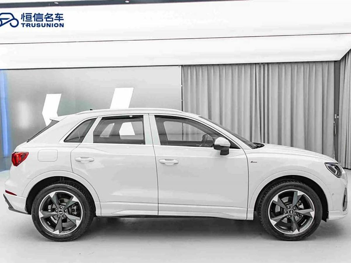 奧迪 奧迪Q3  2022款 35 TFSI 時尚動感型圖片