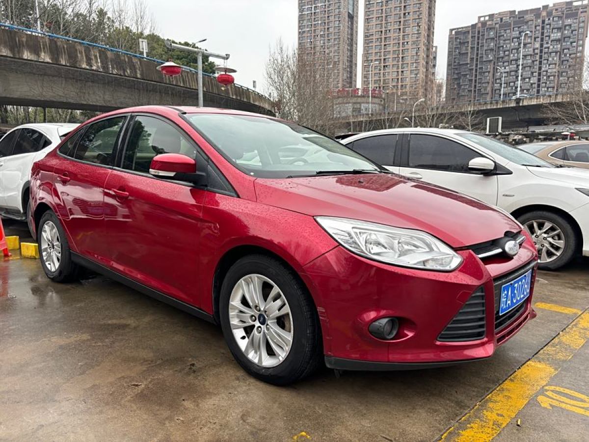 福特 ?？怂? 2012款 三廂 1.6L 自動(dòng)舒適型圖片