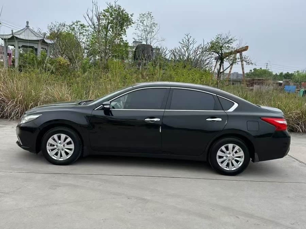 日產(chǎn) 天籟  2016款 2.0L XE 時(shí)尚版圖片