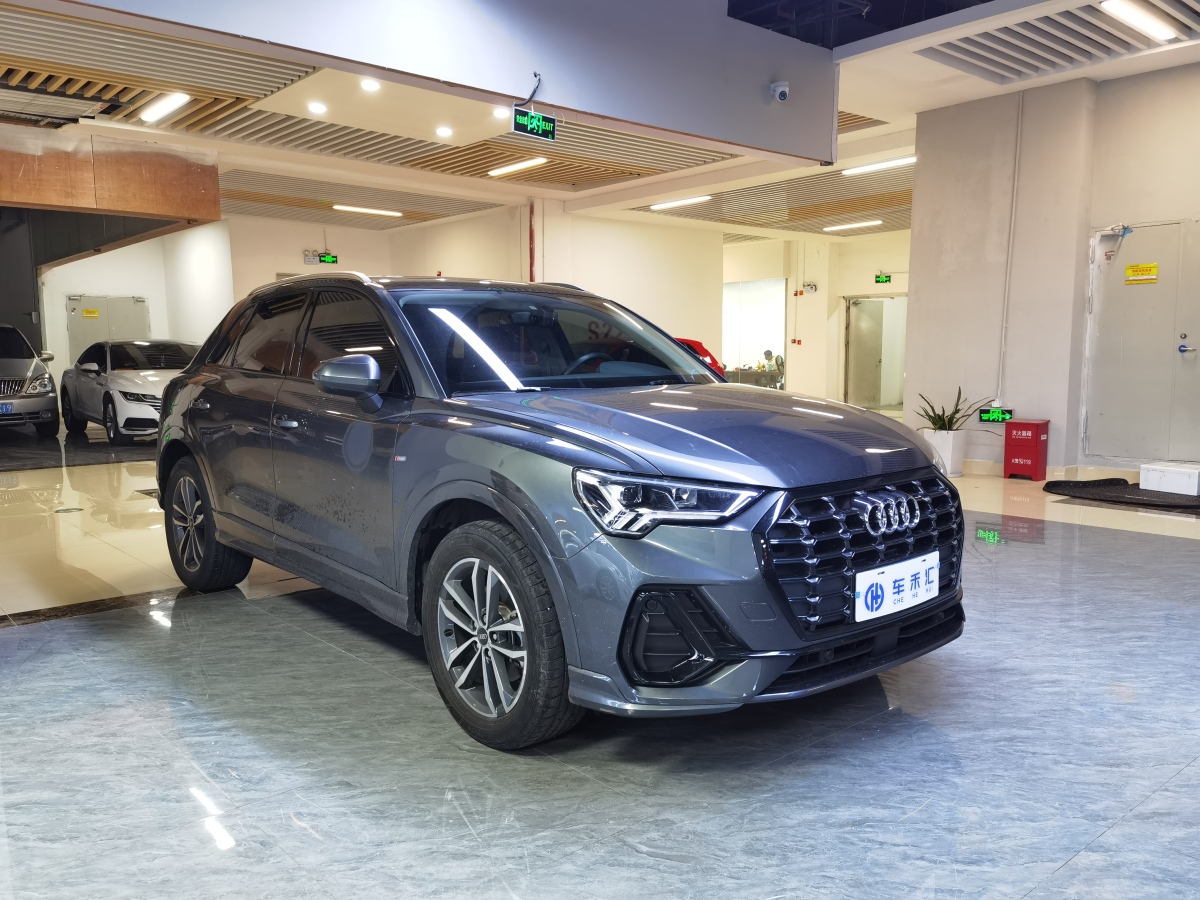 奧迪 奧迪Q3  2024款 35 TFSI 進(jìn)取動感型圖片