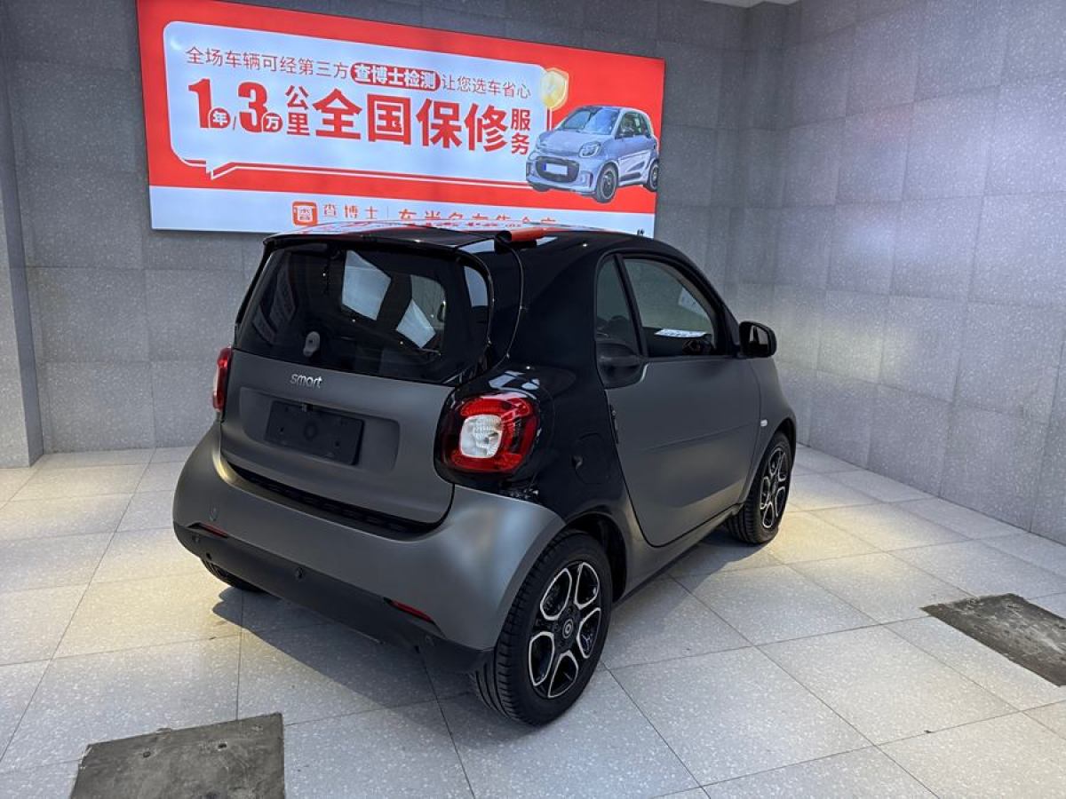 smart fortwo  2019款 0.9T 66千瓦硬頂先鋒版 國VI圖片