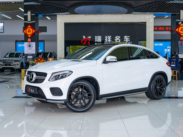 奔驰 奔驰GLE轿跑  2018款 GLE 320 4MATIC 轿跑SUV