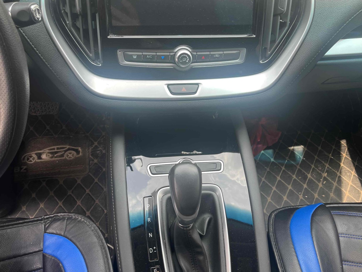 捷途 X70  2019款  1.5T DCT勁行版圖片