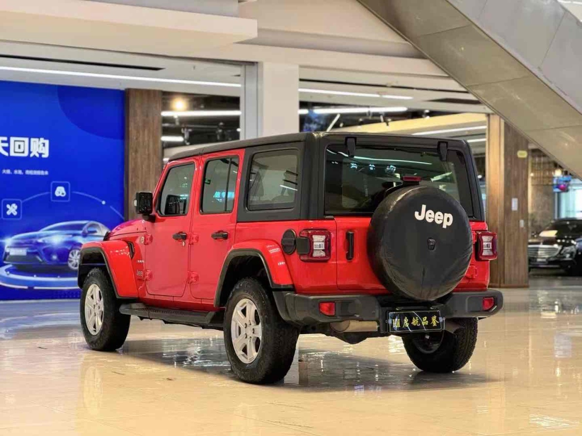 Jeep 牧馬人  2019款 2.0T Sahara 四門版 國VI圖片