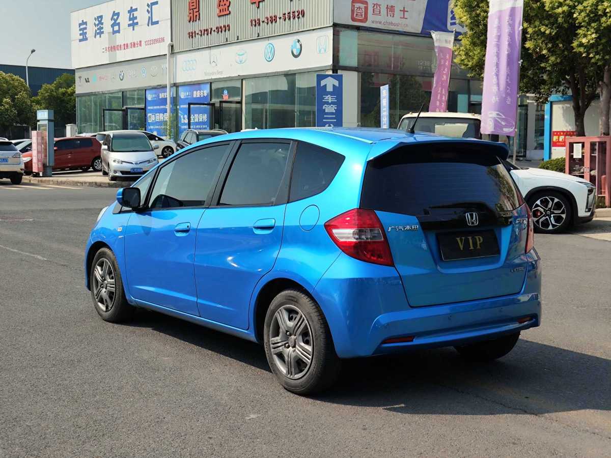 本田 飛度  2011款 1.3L 自動舒適版圖片