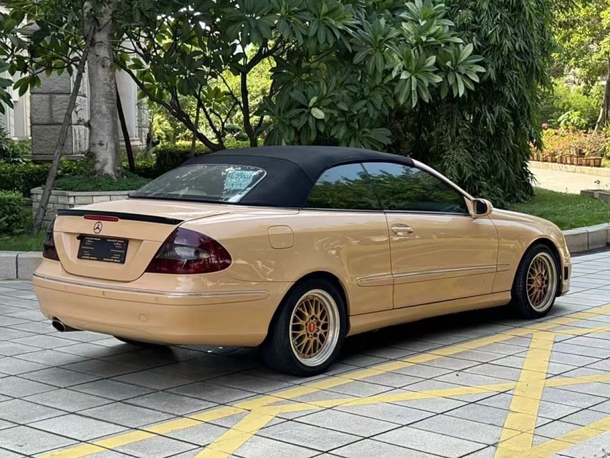 奔馳 奔馳CLK級(jí)  2006款 CLK 280 敞篷跑車(chē)圖片