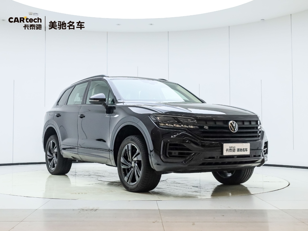 2022年6月大眾 途銳  2022款 3.0TSI 銳享版 曜黑運(yùn)動套裝