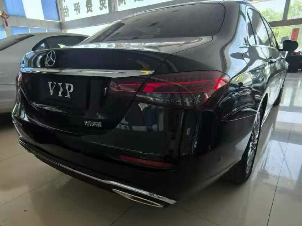 奔馳 奔馳E級(jí)  2023款 E 300 L 豪華型圖片