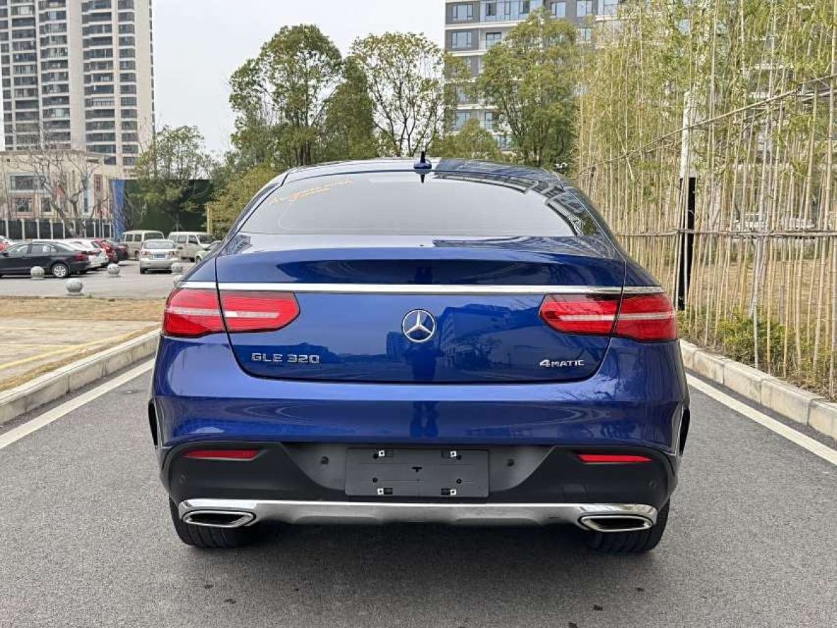 奔馳 奔馳GLE轎跑  2017款 GLE 320 4MATIC 轎跑SUV圖片