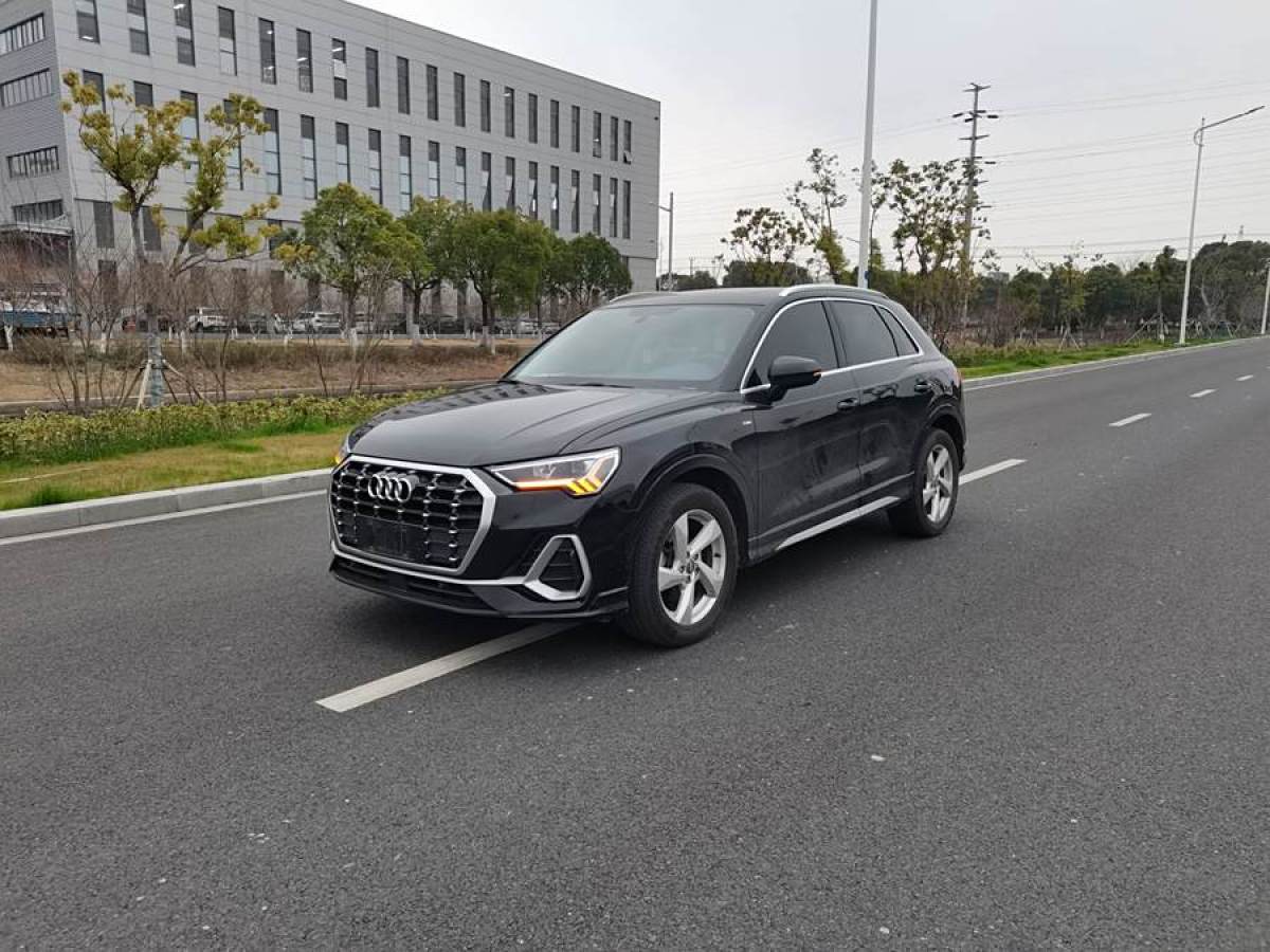 2020年3月奧迪 奧迪Q3  2020款 35 TFSI 進取動感型