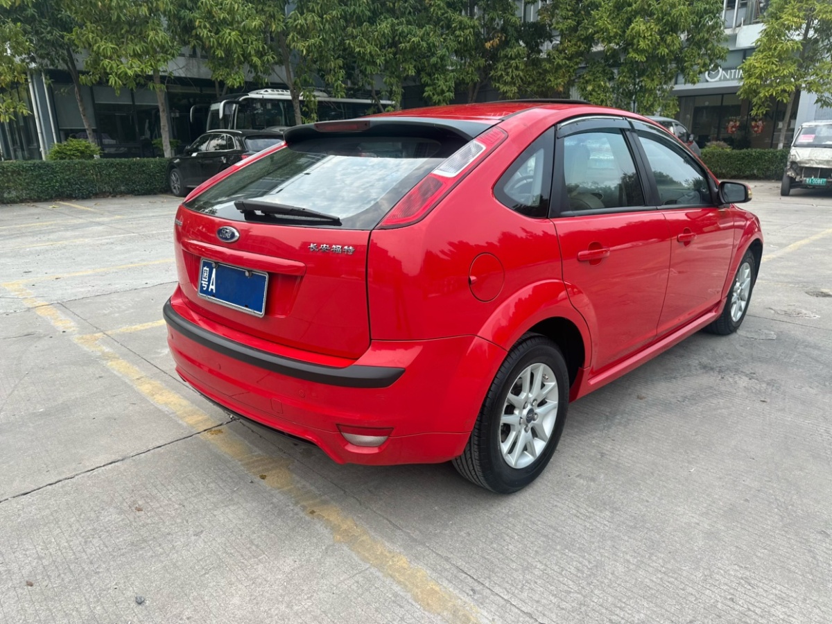 福特 ?？怂? 2007款 兩廂 1.8L 自動時尚型圖片