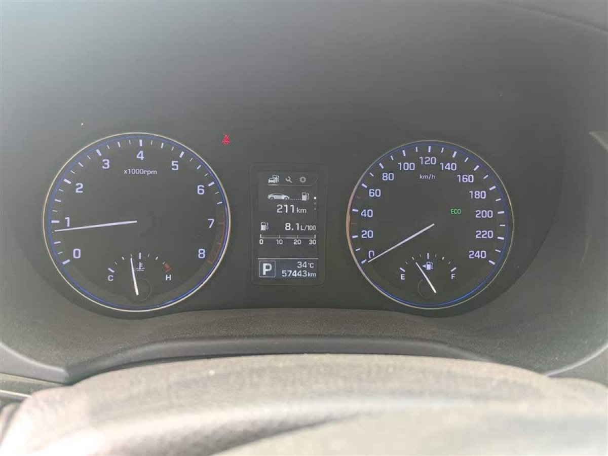 現(xiàn)代 名圖  2014款 1.8L 自動智能型GLS圖片
