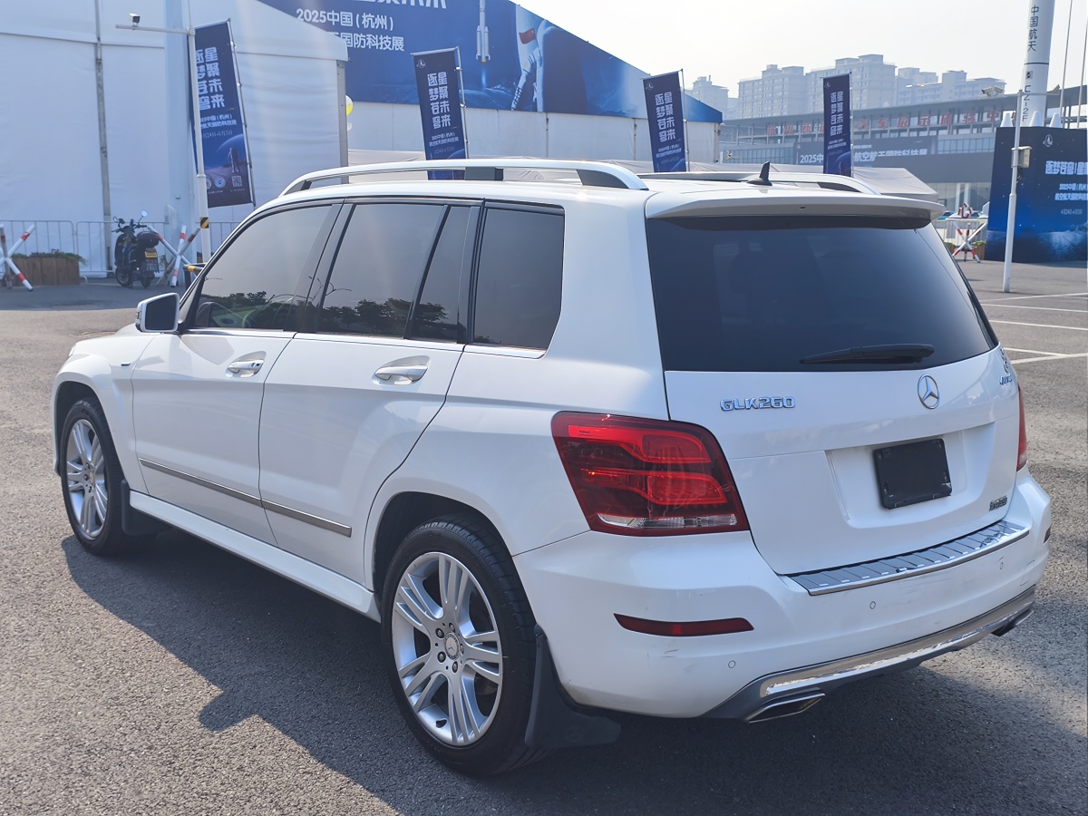 奔馳 奔馳GLK級  2015款 GLK 260 4MATIC 動感型 極致版圖片