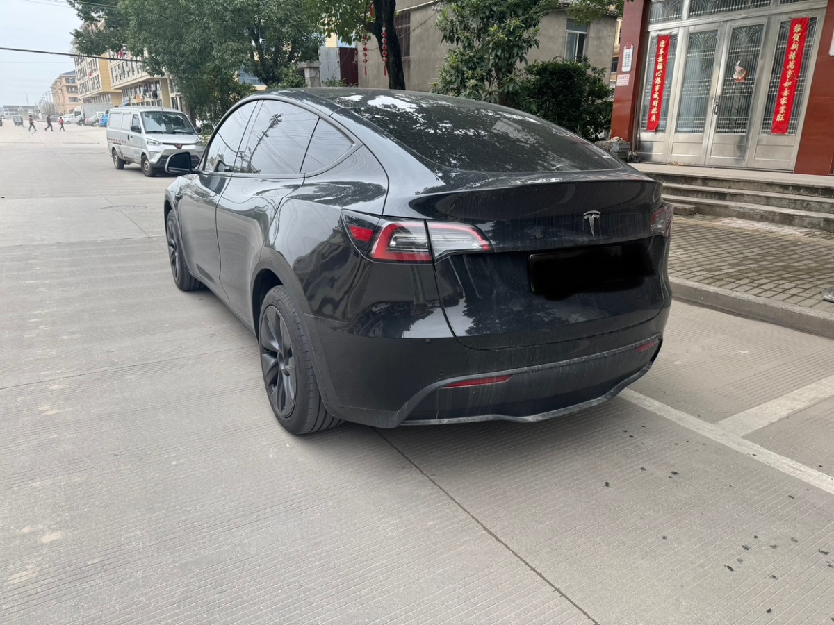 特斯拉 Model Y  2024款 后輪驅(qū)動(dòng)版圖片