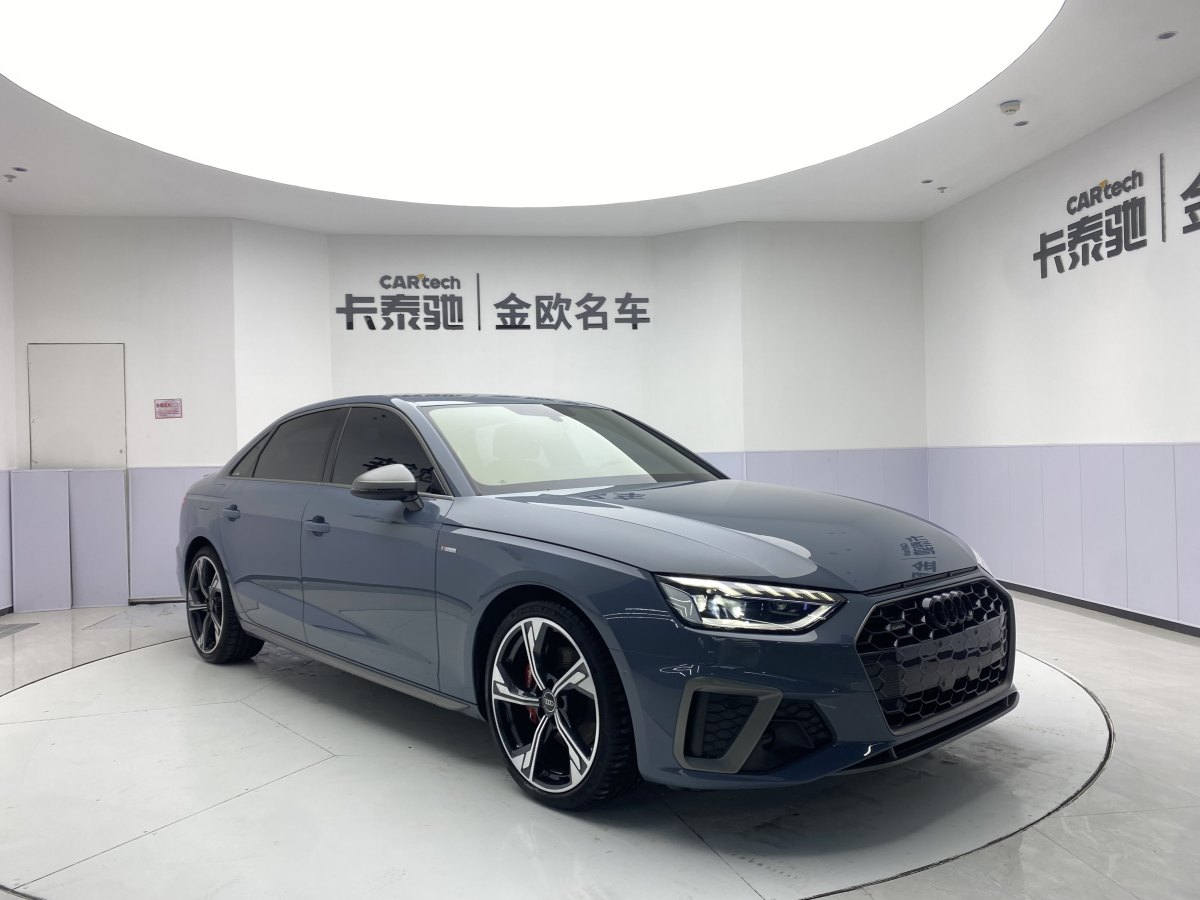 奧迪 奧迪A4L  2022款 40 TFSI quattro RS套件燃速型圖片