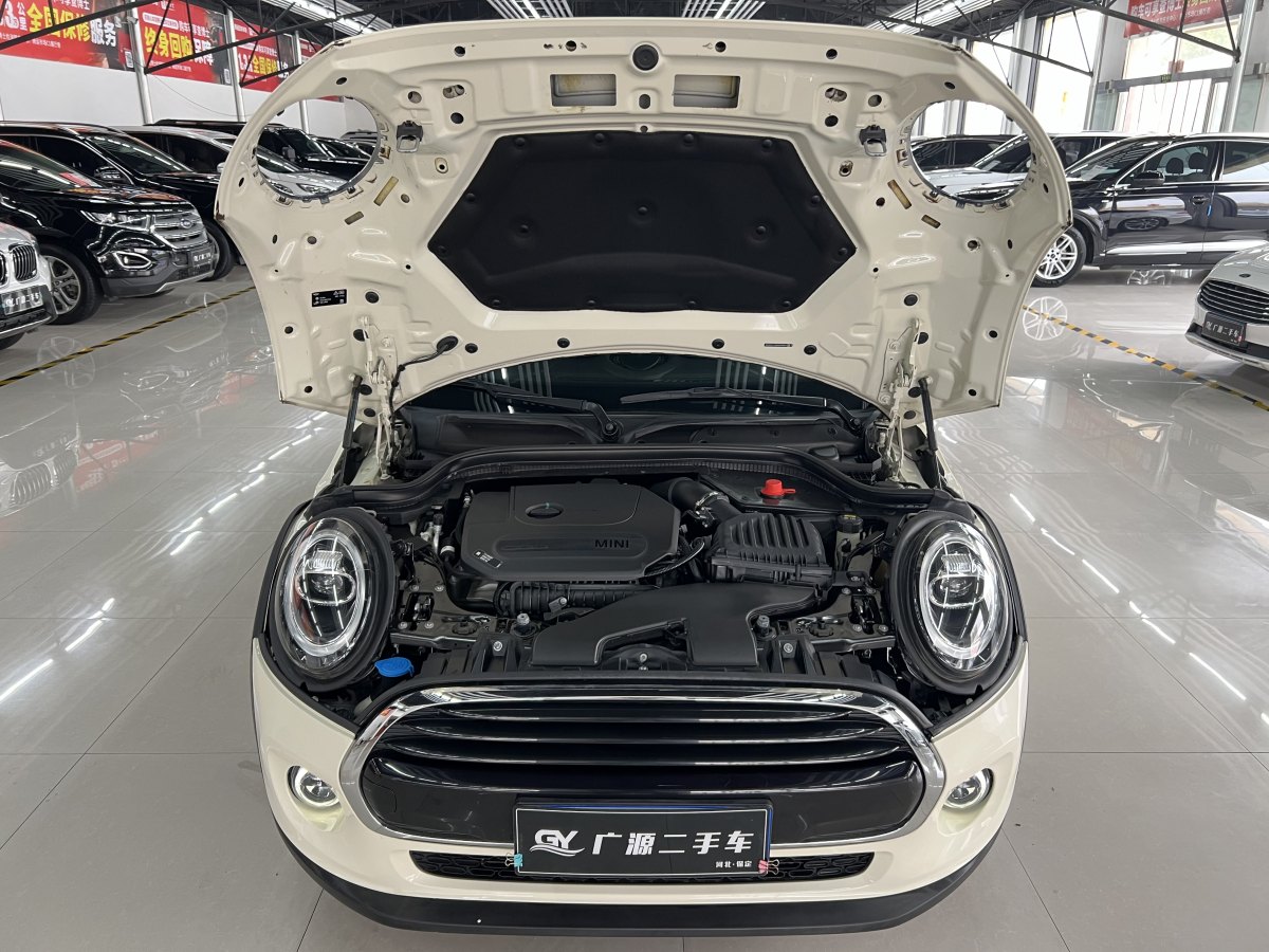 MINI MINI  2021款 1.5T COOPER 經(jīng)典派 五門版圖片