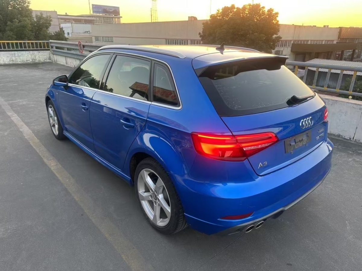 奧迪 奧迪A3  2020款 Sportback 35 TFSI 時(shí)尚型圖片