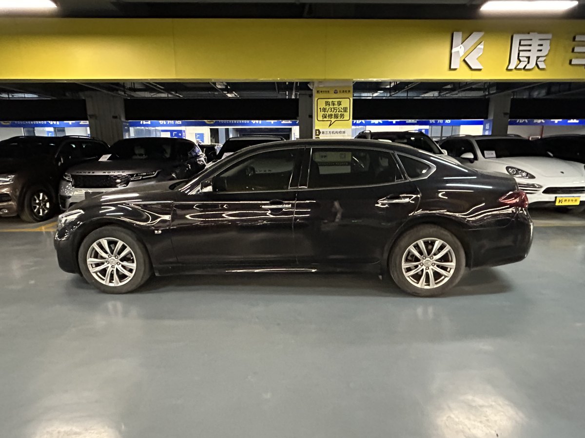 英菲尼迪 Q70  2017款 Q70L 2.5L 精英版圖片