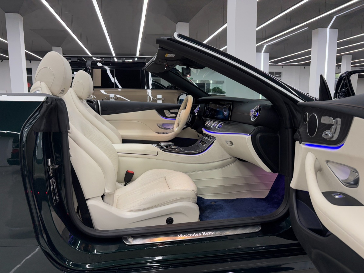 奔馳 奔馳E級  2021款 E 260 敞篷轎跑車圖片