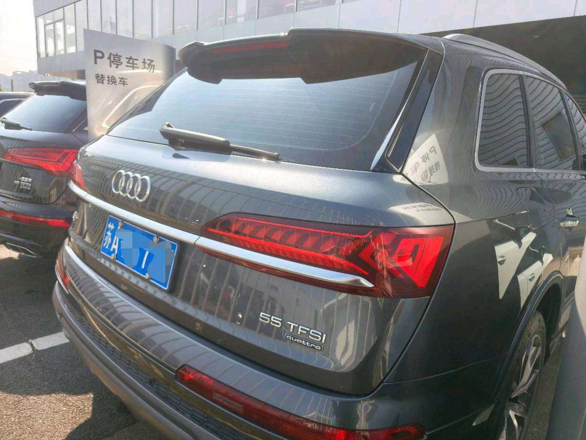 奧迪 奧迪Q7  2021款 55 TFSI quattro S line運(yùn)動(dòng)型圖片