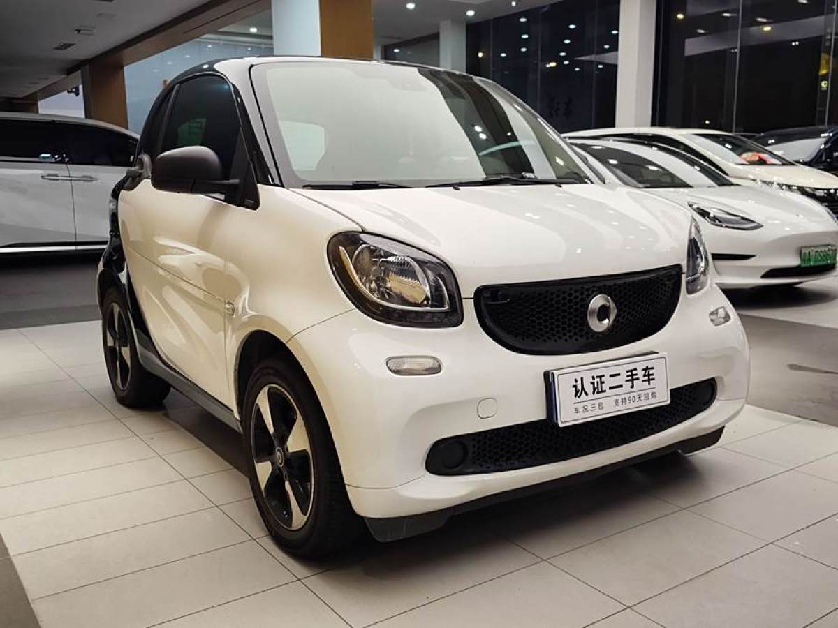 smart fortwo  2015款 1.0L 52千瓦硬頂激情版圖片