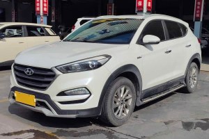 途勝 現(xiàn)代 1.6T 雙離合兩驅(qū)智能型