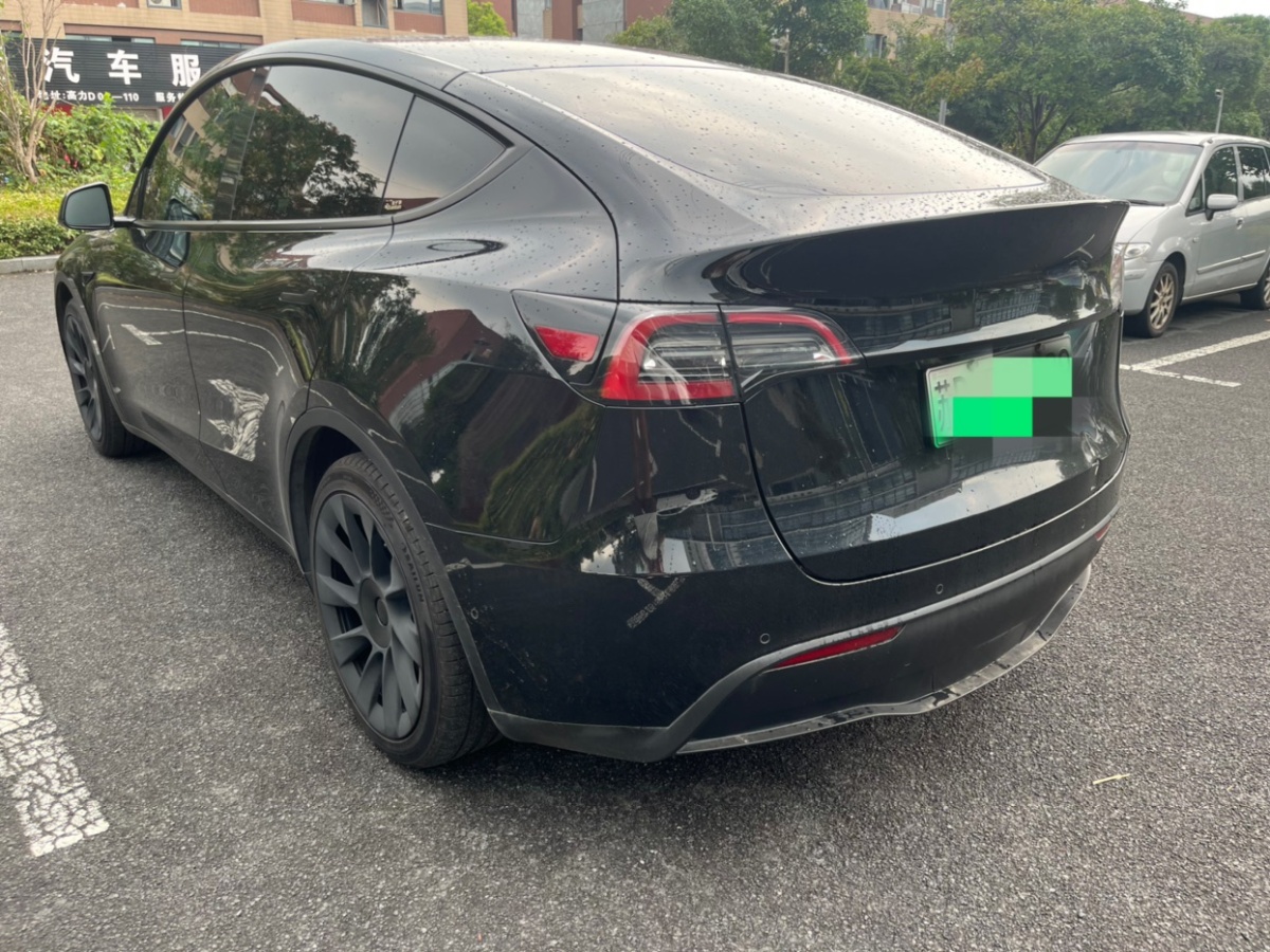 特斯拉 Model Y  2021款 改款 標(biāo)準(zhǔn)續(xù)航后驅(qū)升級(jí)版圖片