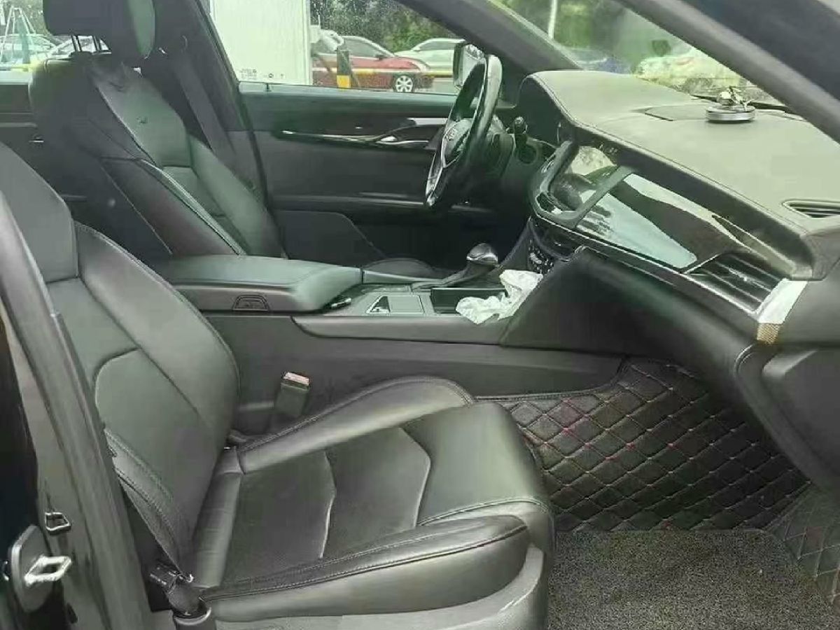 凱迪拉克 CT6  2017款 28T 豪華型圖片