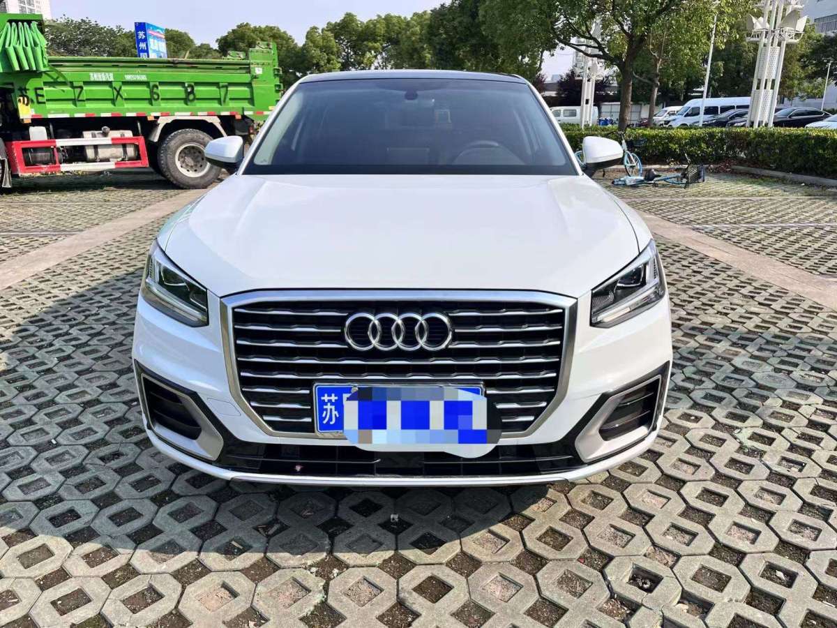 奧迪 奧迪Q2L  2018款 35TFSI 時(shí)尚致雅型圖片