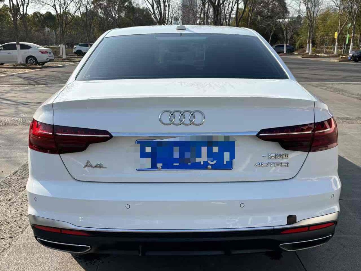 奧迪 奧迪A4L  2020款 40 TFSI 豪華動(dòng)感型圖片