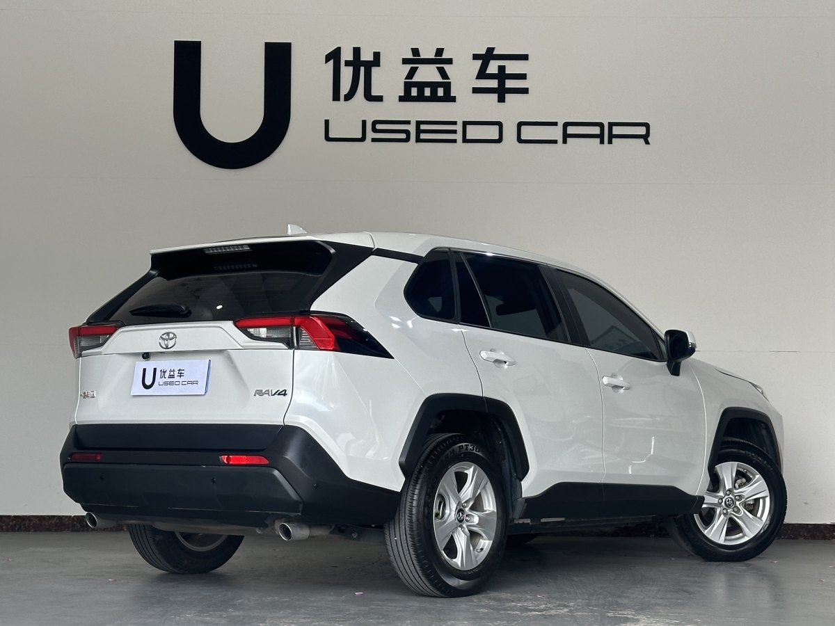 2022年11月豐田 RAV4  2018款 榮放 2.0L CVT兩驅(qū)都市版